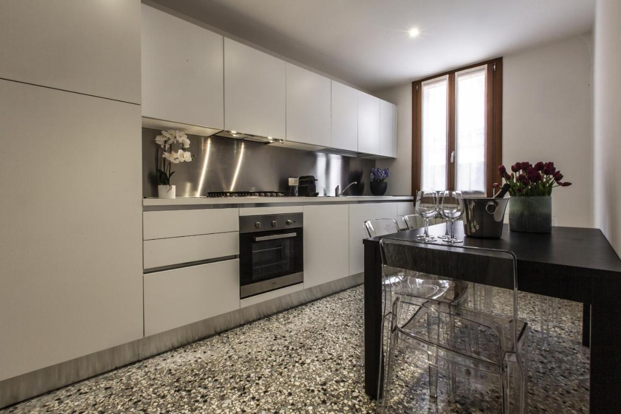 Charming Apartment On The Grand Canal R&R Venedig Eksteriør billede